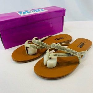 Brand New Size 7 Women's Sandals